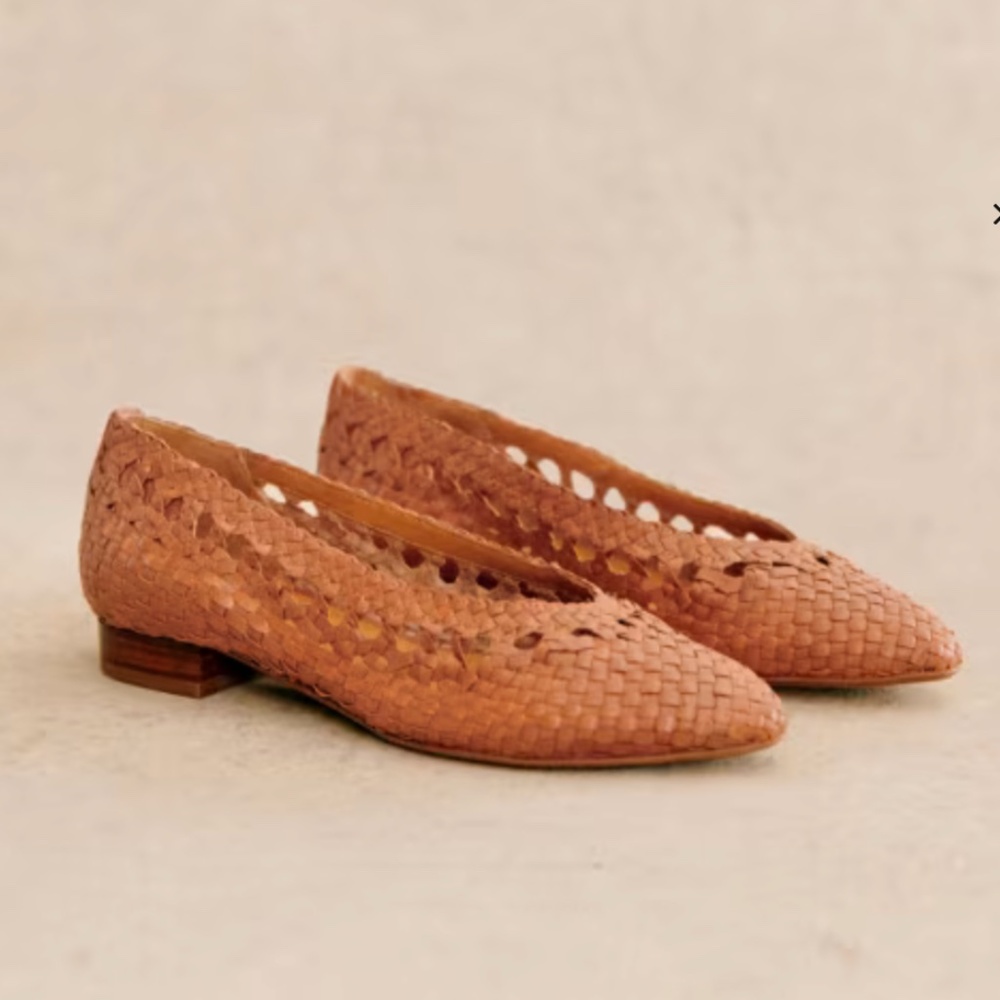 Sezane Anya Low Ballerinas - Smooth Camel Braided